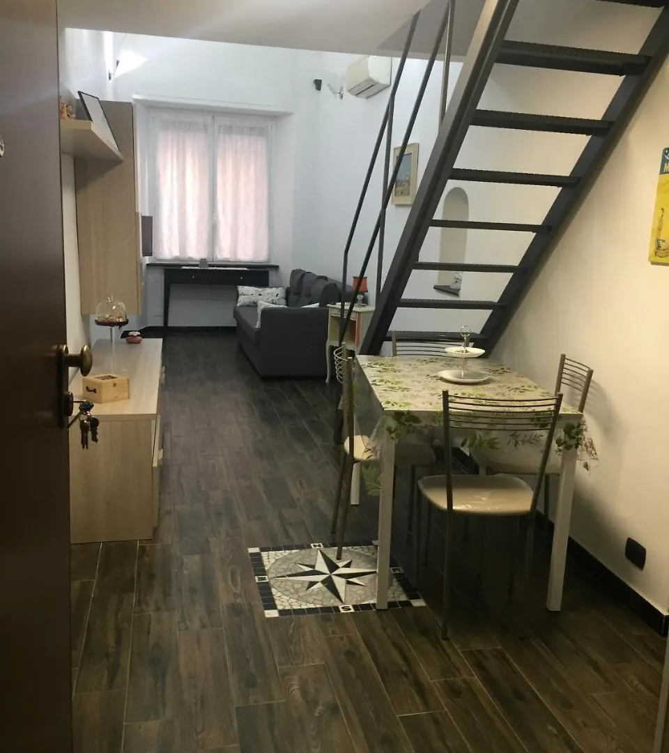 Apartment Appartamento Al Ponte Reale Genoa Italy